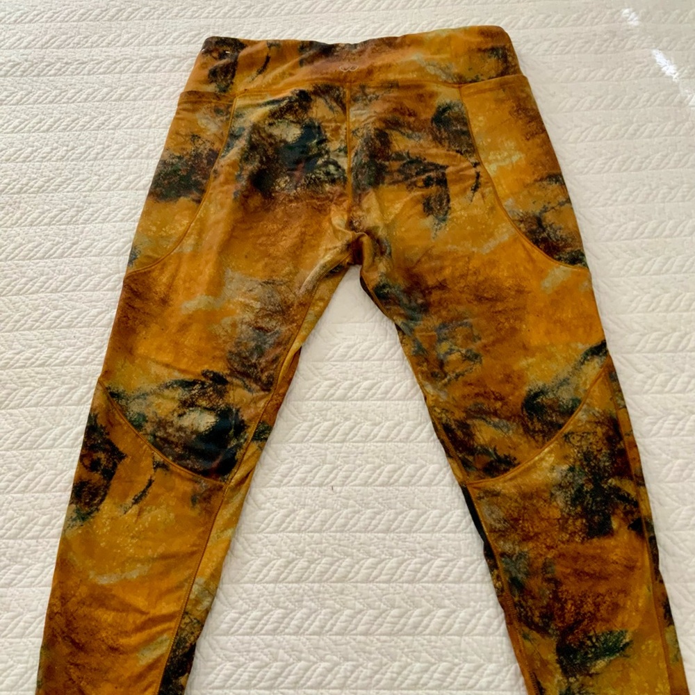 Stylish Calia Women's Earthy Patterned Leggings